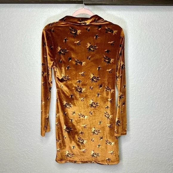 House of Harlow x Revolve Women Mustard Yellow Floral Velvet Franz Mini Dress S - Picture 3 of 10